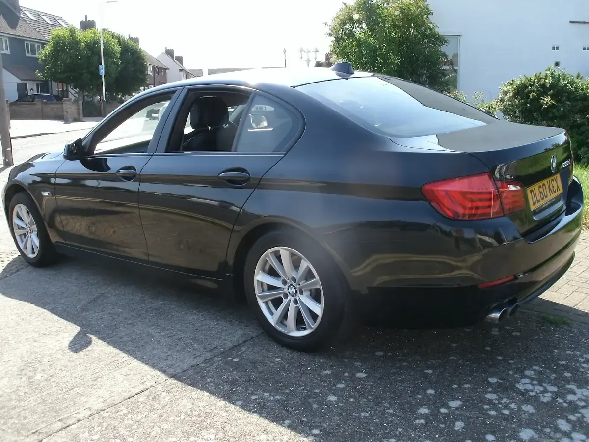 Used BMW 530 241 HP (177 kW) 2011 Black Sedan