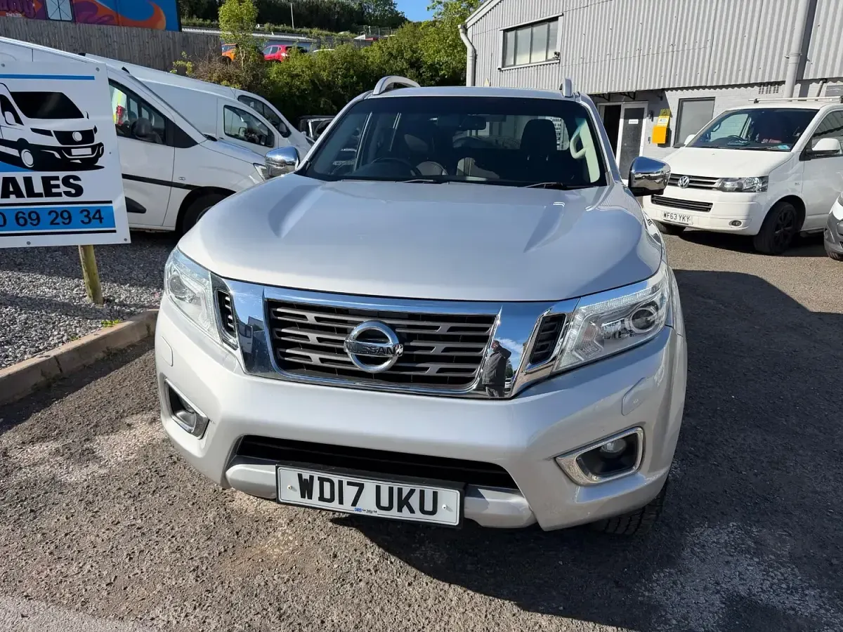 Used Nissan Navara Tekna 2017 Silver Pickup
