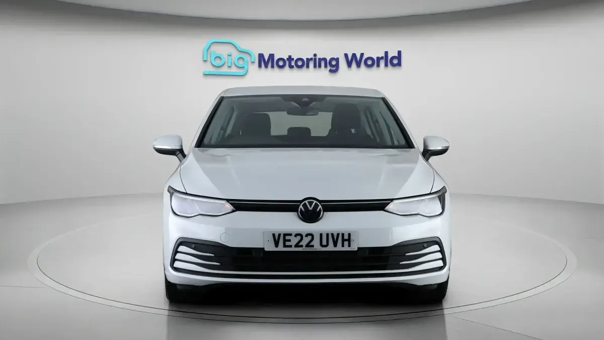 Używany VW Golf VIII S 148 KM (108 kW) 2022