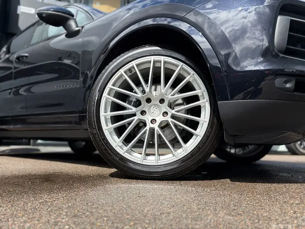 Used Porsche Cayenne 2019 Black SUV