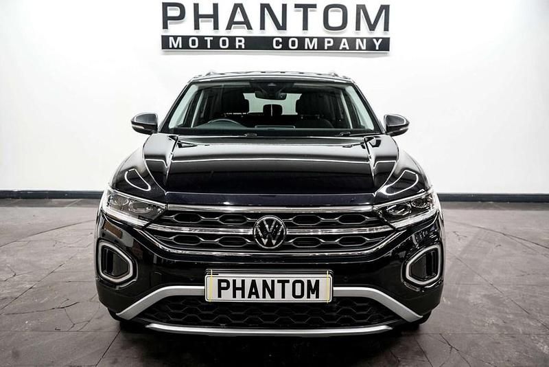 Used VW T-Roc Style 150 HP (110 kW) 2023 Black SUV