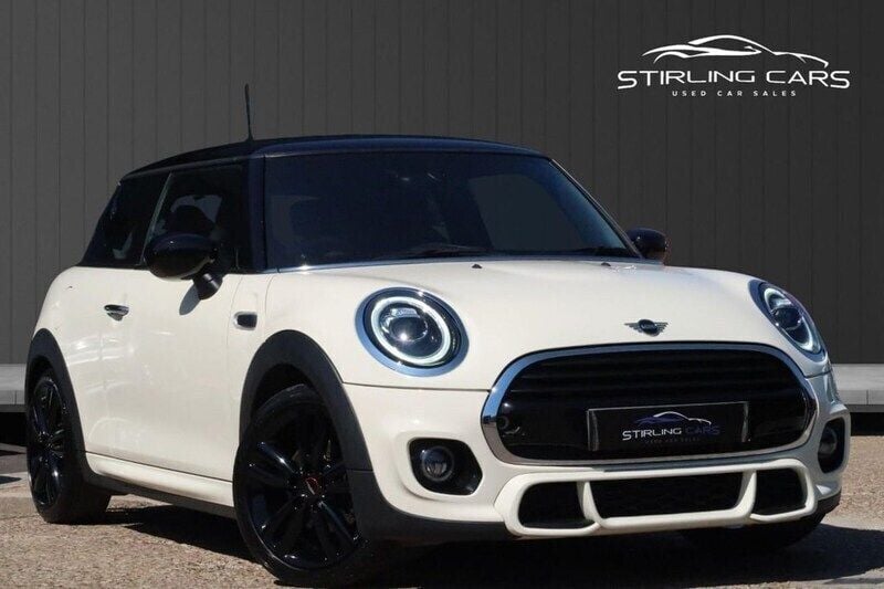 White Used 2021 Mini Cooper Hatch Hatchback | £13,989 (Fair price) - Image 1/4