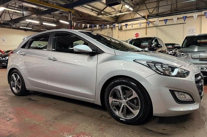 Silver Used 2016 Hyundai i30 SE Hatchback | £4,600 (Fair price) - Image 1/1