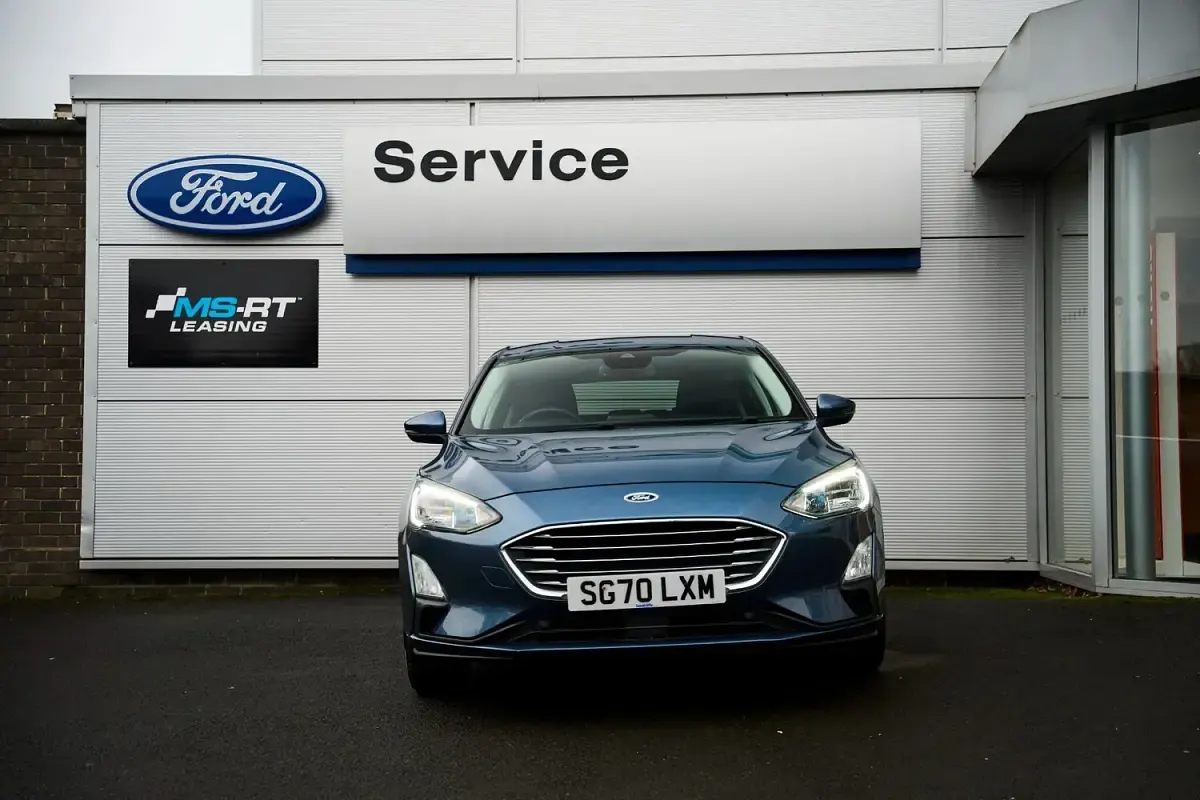 Używany Ford Focus Titanium 125 KM (91 kW) 2020 Niebieski Hatchback
