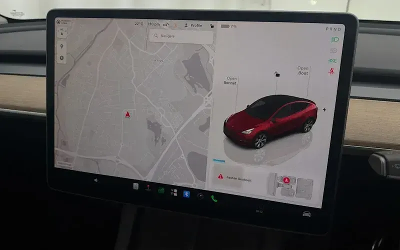 Used Tesla Model Y Long Range AWD 378 kW (514 HP) 2022 Red SUV