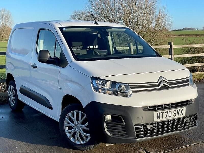 Used Citroën Berlingo 130 HP (95 kW) 2020 White MPV