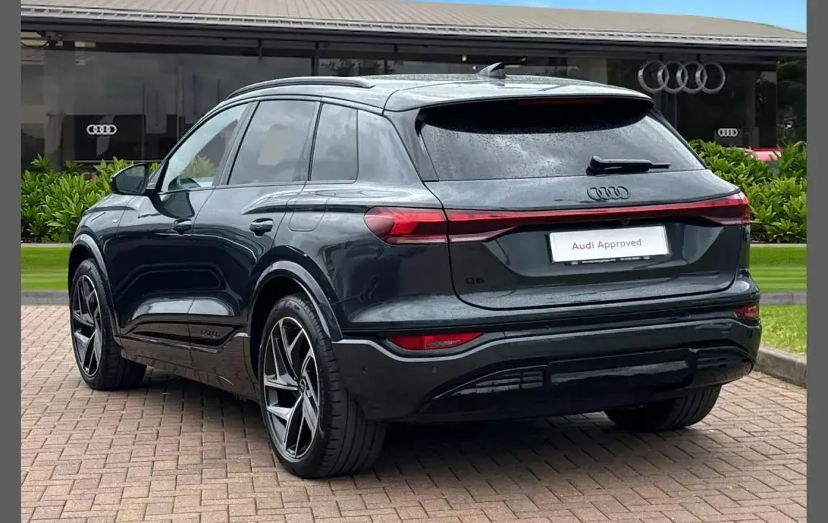 Used Audi Q6 e-tron Performance 225 kW (306 HP) 2025 Grey SUV
