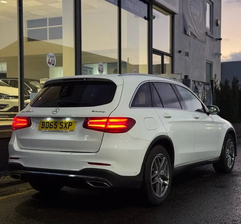 Used Mercedes GLC220 AMG line 170 HP (125 kW) 2015 White Estate