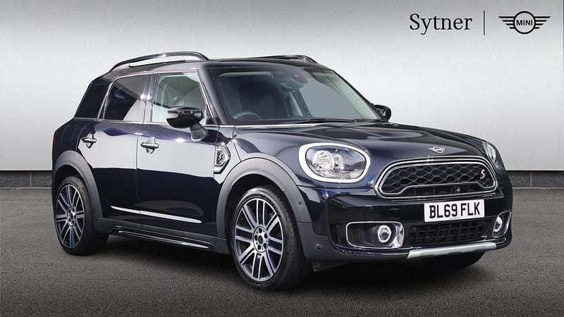 Black Used 2019 Mini Cooper S Countryman Exclusive SUV | £19,500 (Fair price) - Image 1/4