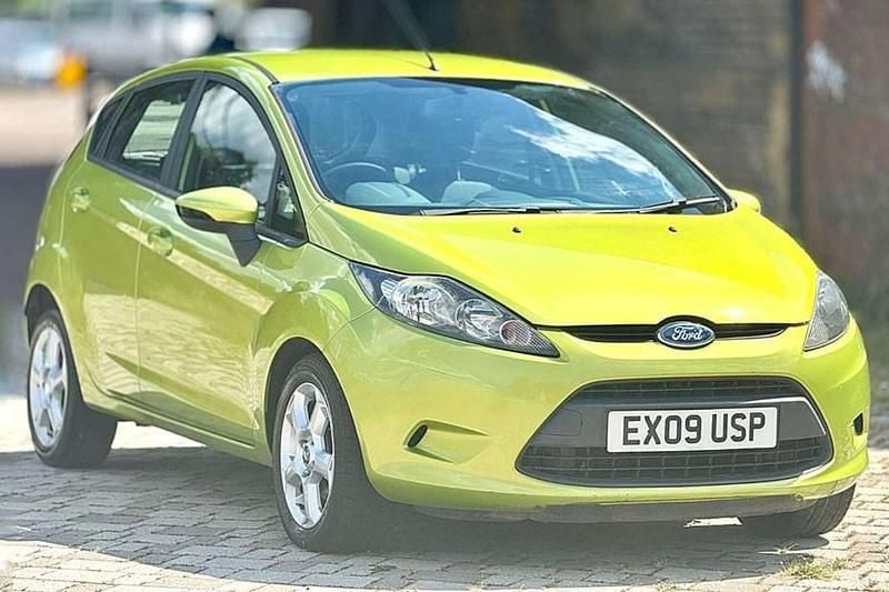 Green Used 2009 Ford Fiesta Style Hatchback | £2,395 (Good price) - Image 1/1