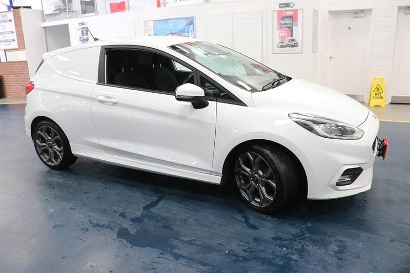 Used Ford Fiesta Sport 125 HP (91 kW) 2021 White Hatchback