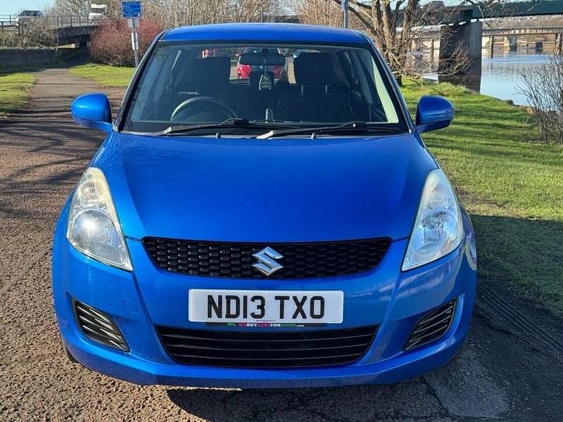 Used Suzuki Swift 94 HP (69 kW) 2013 Blue Hatchback