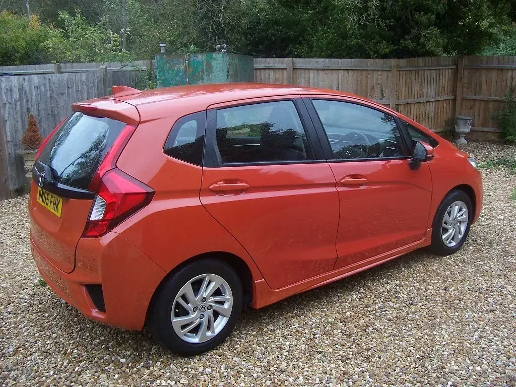 Used Honda Jazz SE 2015 Orange Hatchback