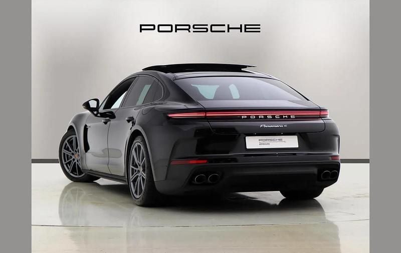 Used Porsche Panamera 464 HP (341 kW) 2025 Black Hatchback