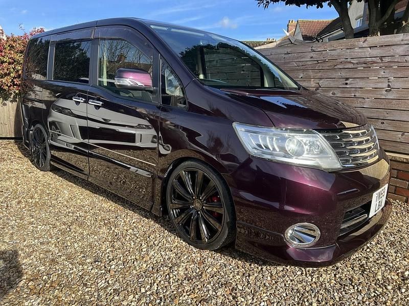 Used Nissan Serena 2025 Purple MPV
