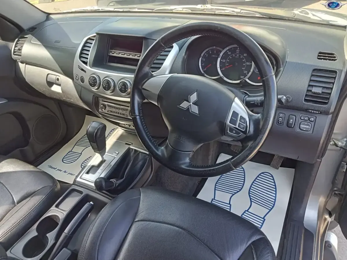 Used Mitsubishi L200 Warrior 176 HP (129 kW) 2014 Grey Pickup