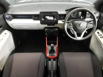 Used Suzuki Ignis SZ3 90 HP (66 kW) 2018 White/black SUV