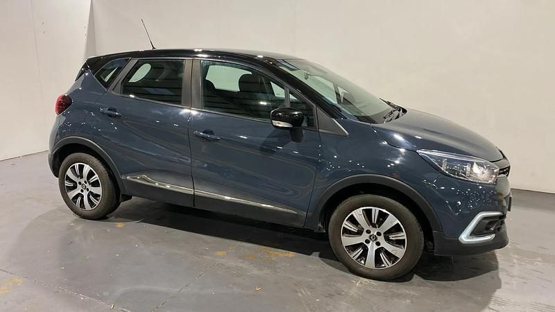 Blue/black Used 2019 Renault Captur Play SUV | £7,298 (Fair price) - Image 1/3