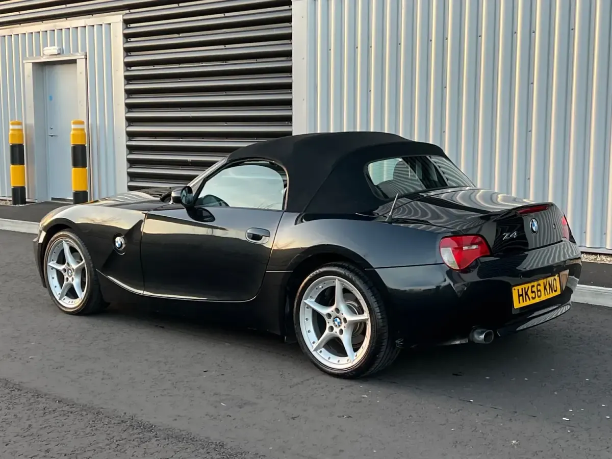 Usado BMW Z4 150 CV (110 kW) 2006 Negro Descapotable