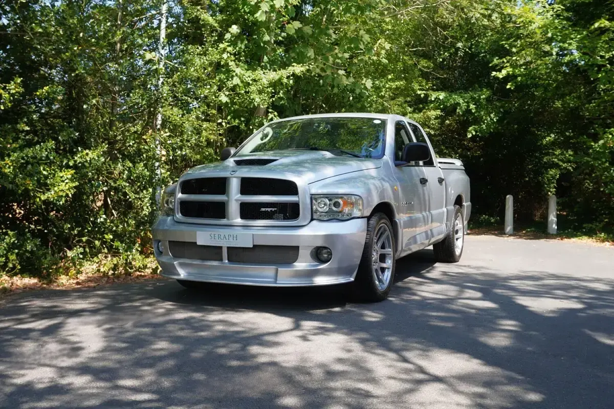 Used Dodge Ram 500 HP (367 kW) 2005 Silver Pickup