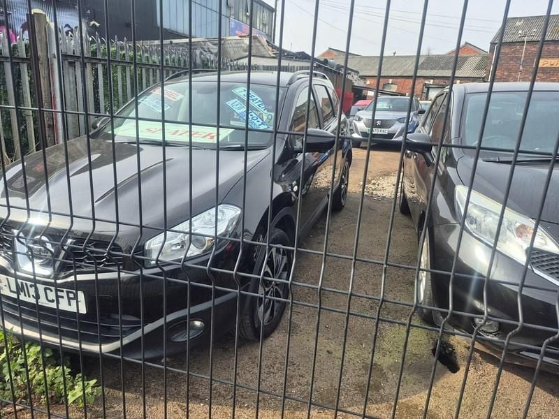 Used Nissan Qashqai +2 360º 117 HP (86 kW) 2013 Black SUV