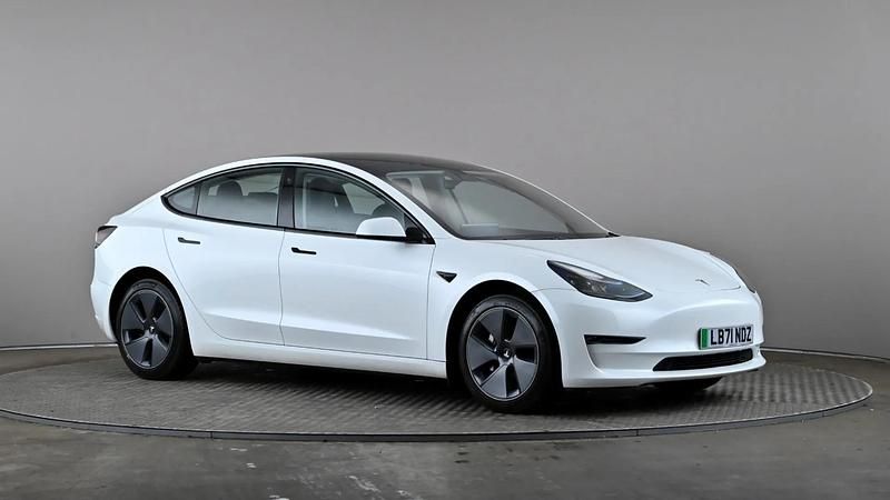 White Used 2021 Tesla Model 3 Long Range Sedan | £25,498 - Image 1/4