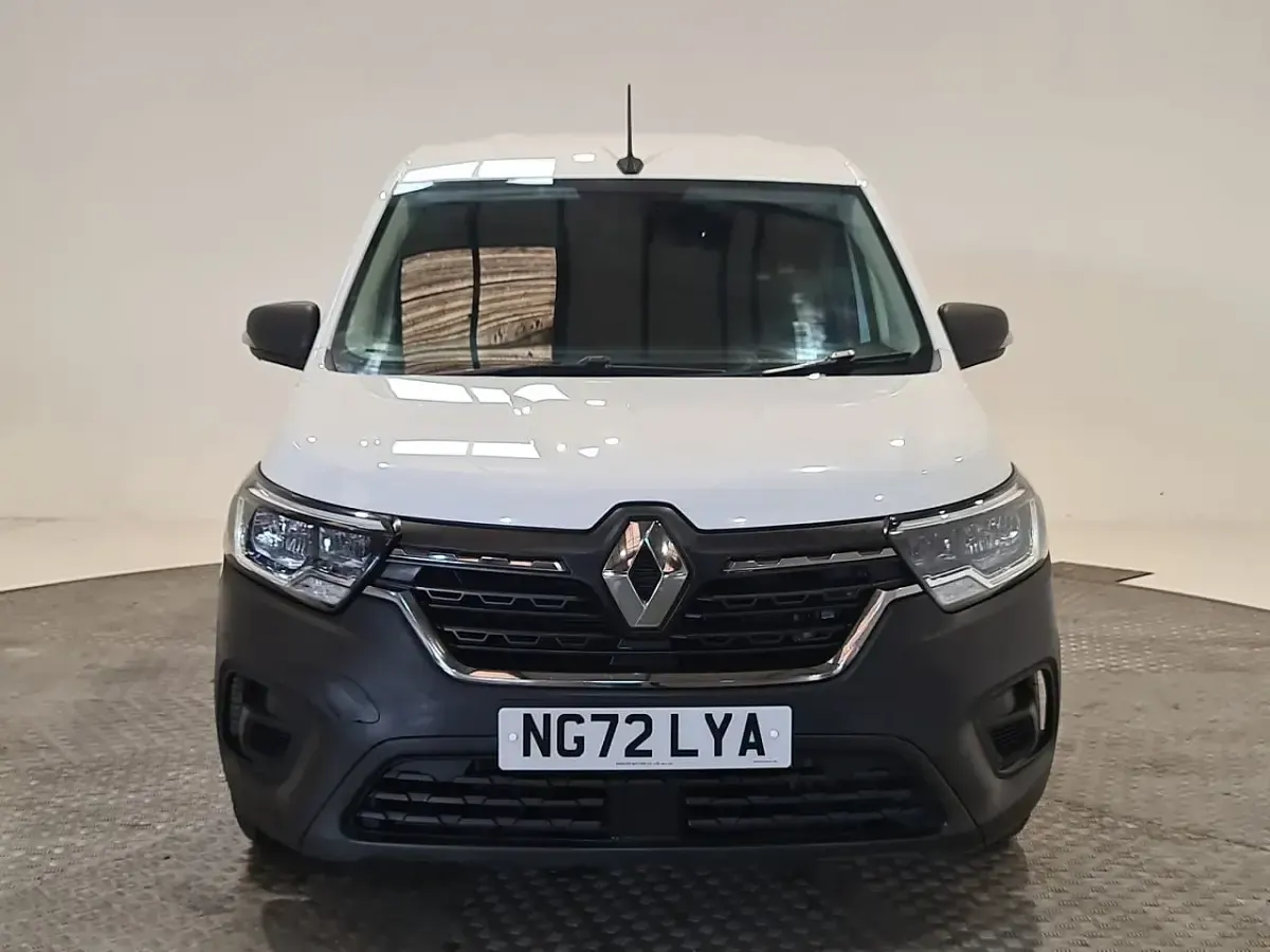 Used Renault Kangoo 95 HP (69 kW) 2023 White MPV