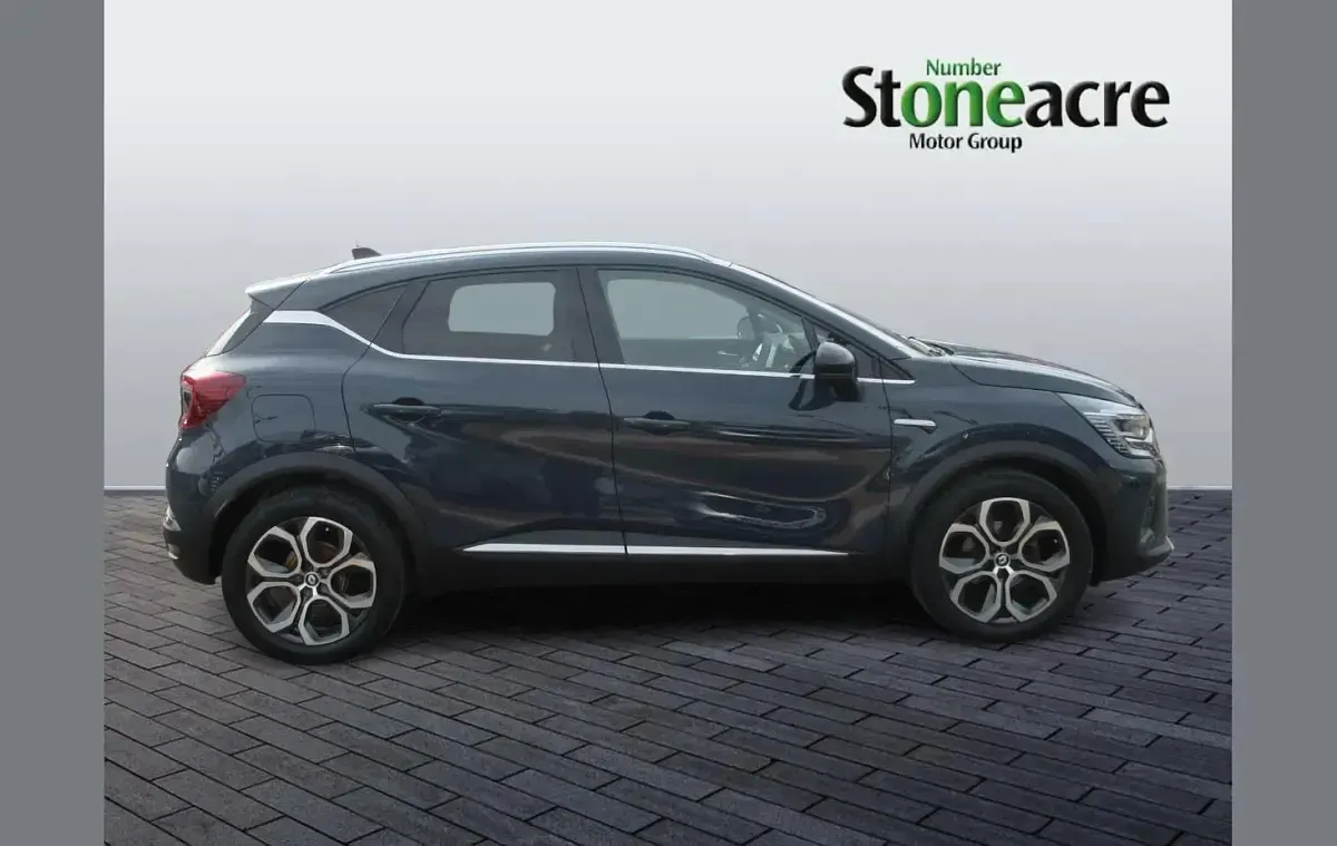 Używany Renault Captur Techno 91 KM (66 kW) 2023 Niebieski SUV