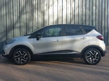 Used Renault Captur Iconic 90 HP (66 kW) 2018 Silver SUV