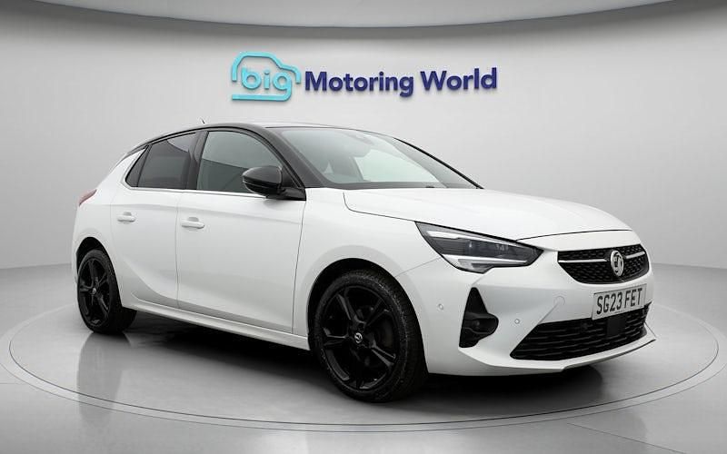 Used Vauxhall Corsa Ultimate 101 HP (74 kW) 2023 White Hatchback