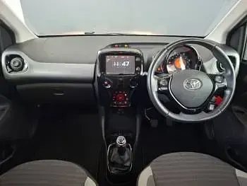 Used Toyota Aygo X-plore 69 HP (50 kW) 2018 Black Hatchback