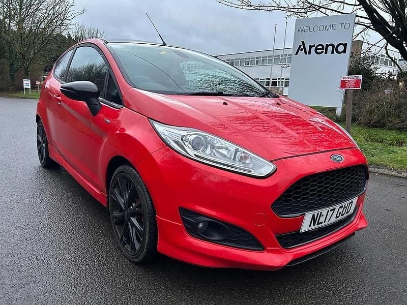 Red Used 2016 Ford Fiesta ST-Line Hatchback | £3,995 (Good price) - Image 1/4