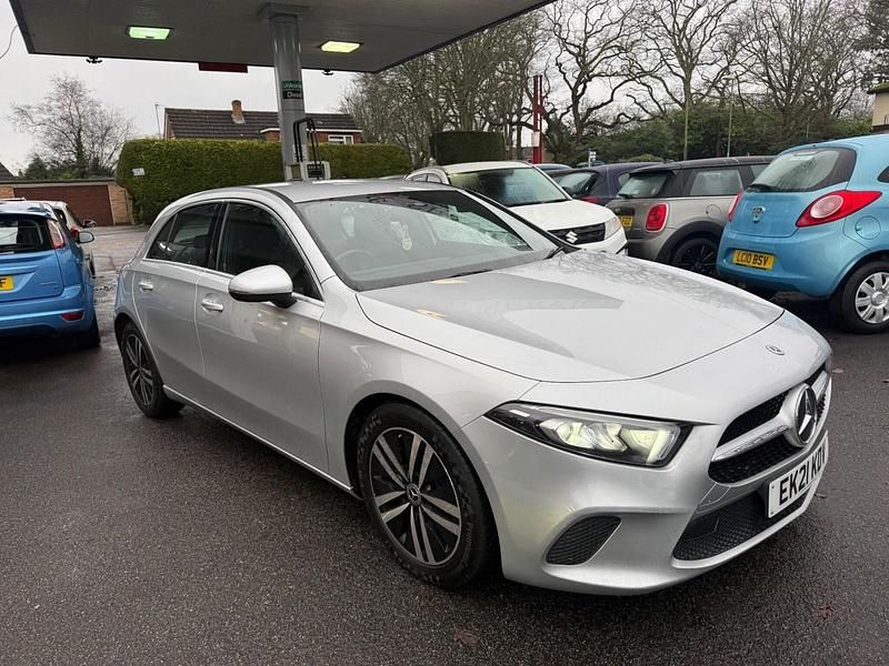 Used Mercedes A180 116 HP (85 kW) 2021 Silver Hatchback