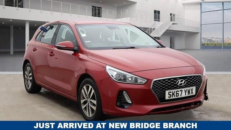 Red Used 2017 Hyundai i30 SE Hatchback | £6,495 (Expensive) - Image 1/4