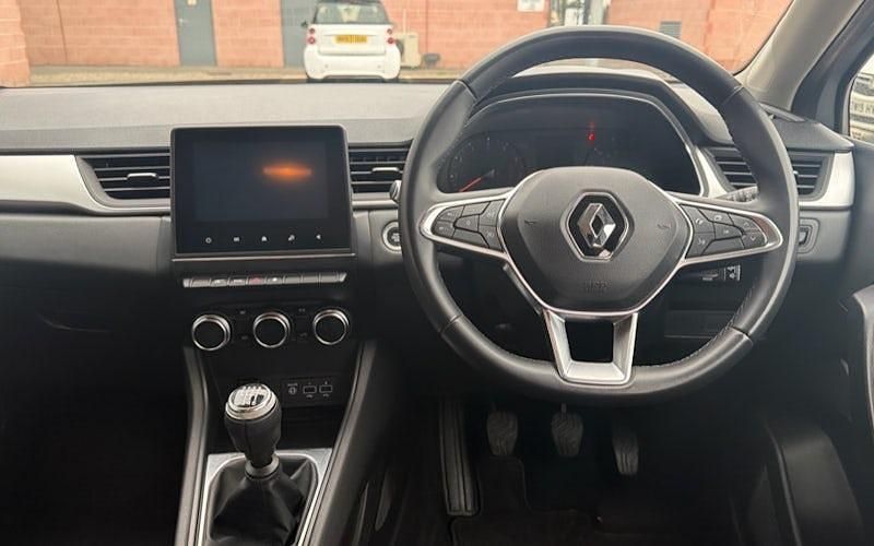 Used Renault Captur Iconic 91 HP (66 kW) 2021 Grey SUV