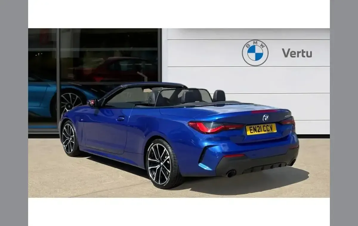 Usado BMW 420 M Sport 184 HP (135 kW) 2021 Azul Cabrios