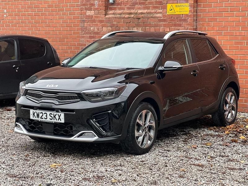 Used Kia Stonic GT-Line 100 HP (73 kW) 2023 Black SUV