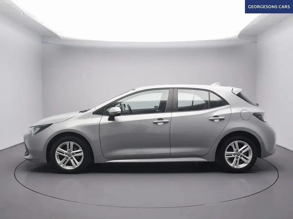 Usado Toyota Corolla 140 HP (102 kW) 2023 Cinzento Citadino