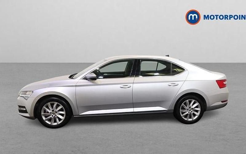 Used Skoda Superb SE 150 HP (110 kW) 2023 Silver Hatchback