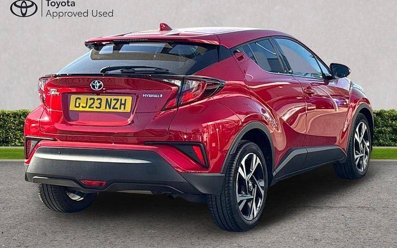 Used Toyota C-HR Design 122 HP (89 kW) 2023 Red SUV