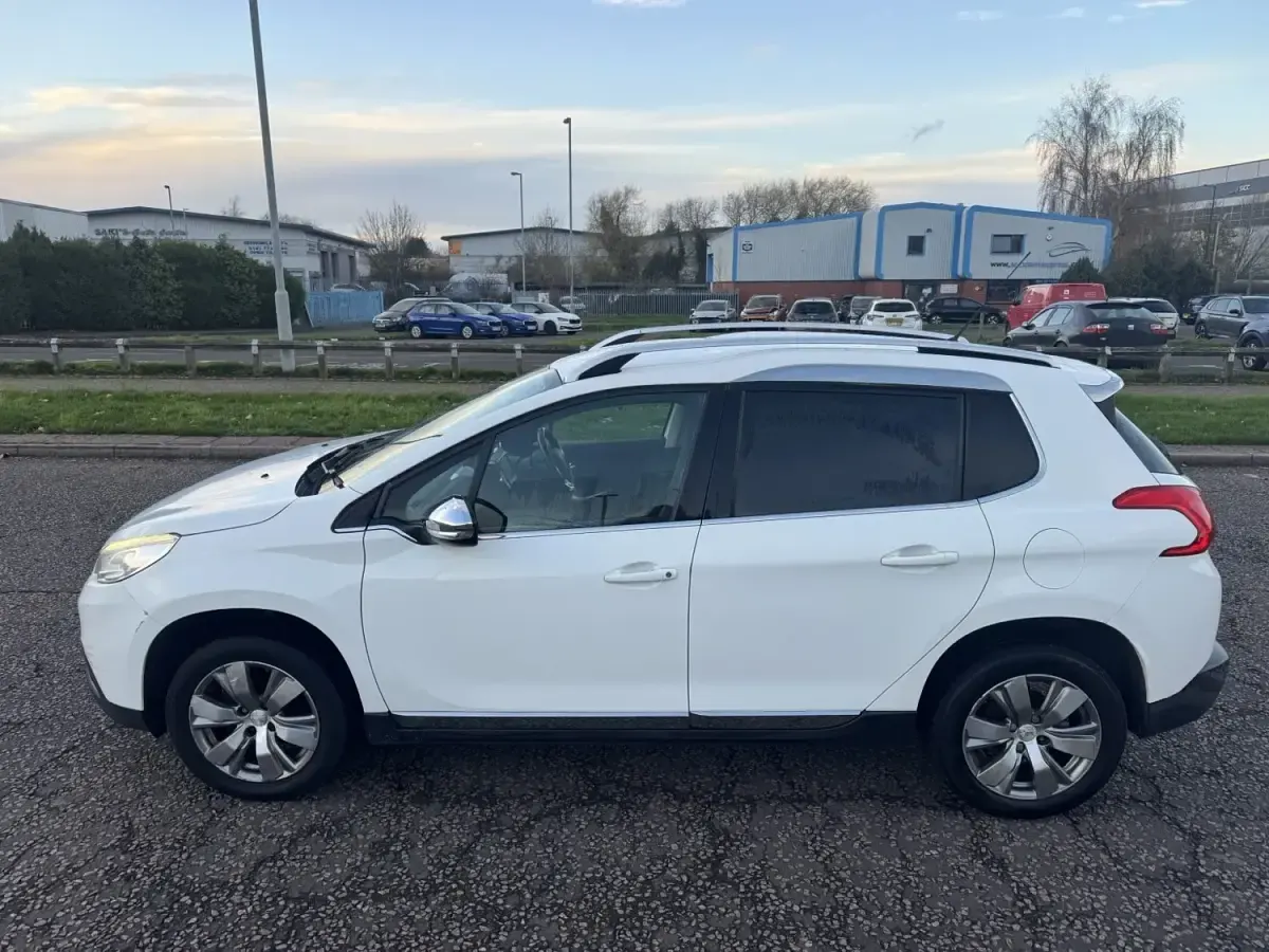 Second-hand Peugeot 2008 Allure 2014 Alb SUV
