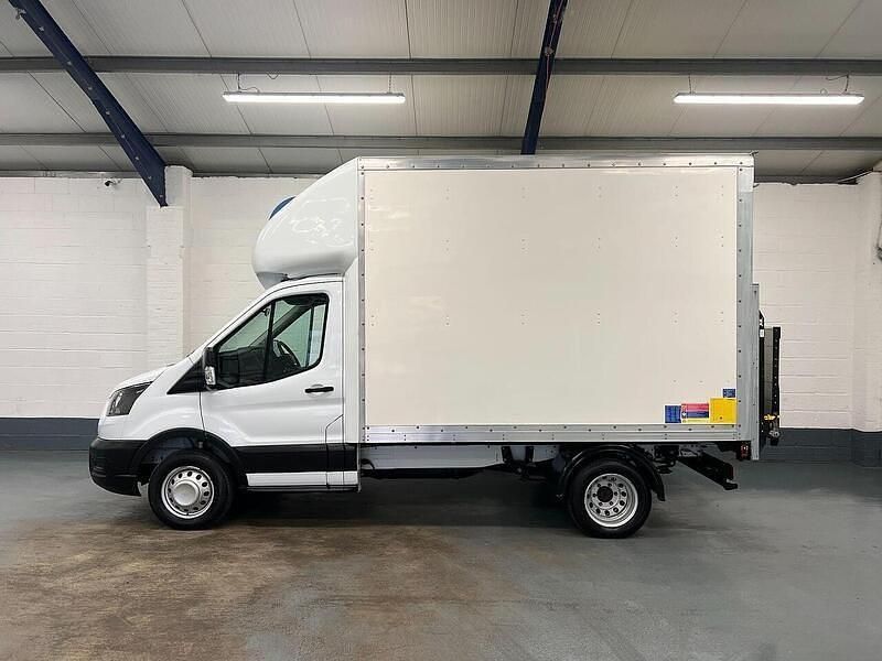 Usado Ford Transit S 130 HP (95 kW) 2020 Branco Cabrios