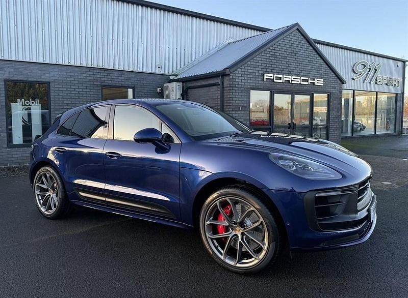 Used Porsche Macan GTS 2023 Gentian blue SUV