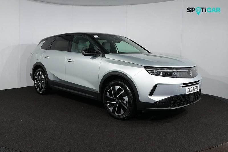 Used Vauxhall Grandland X GSe 136 HP (100 kW) 2024 Grey SUV