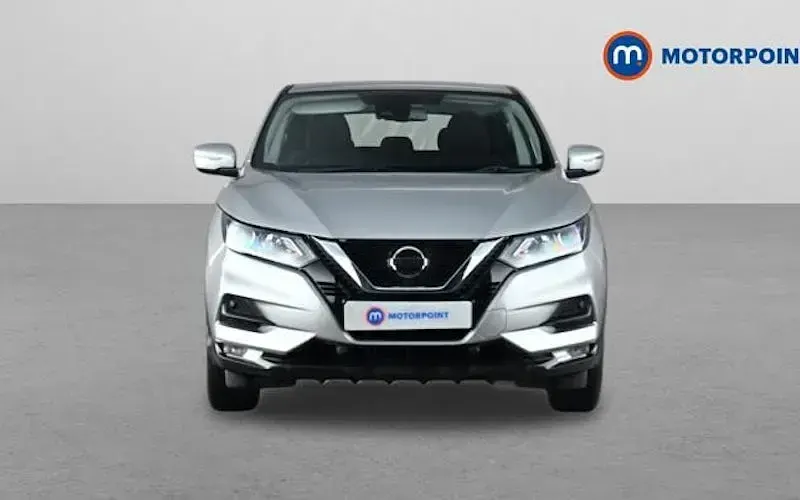 Used Nissan Qashqai Acenta Premium 160 HP (117 kW) 2020 Silver SUV