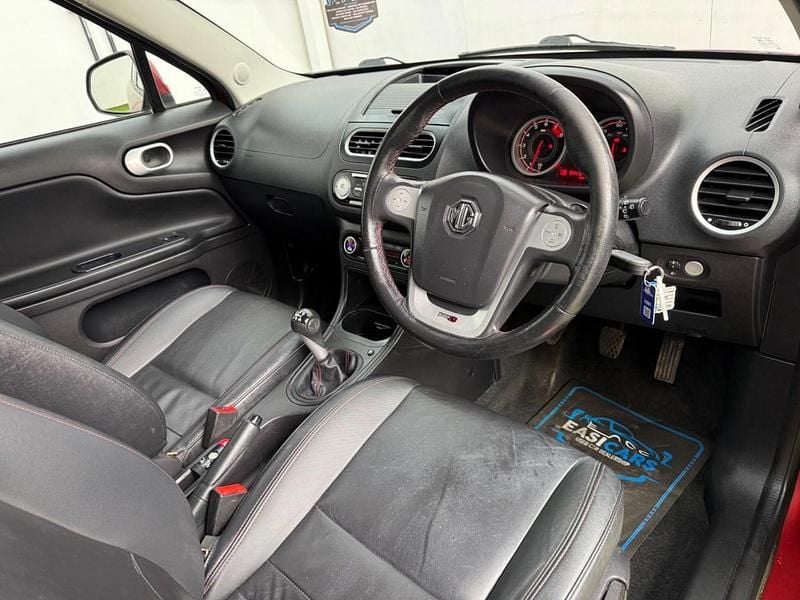 Used MG MG3 2018 Red Hatchback