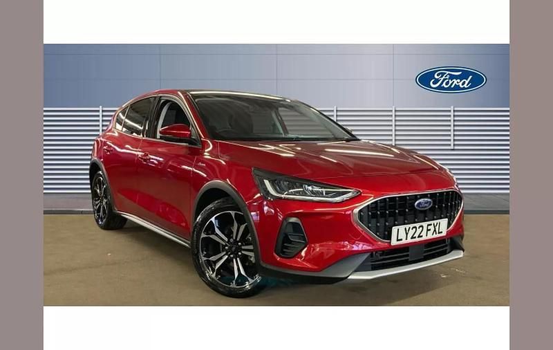 Red Used 2022 Ford Focus Vignale Hatchback | £19,090 (Fair price) - Image 1/4