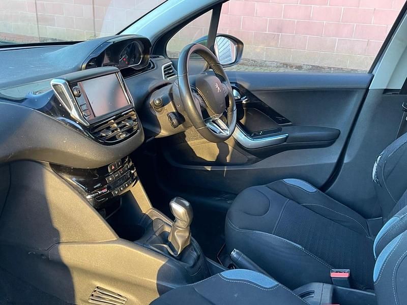 Usado Peugeot 208 Allure 2013 Cinzento Citadino