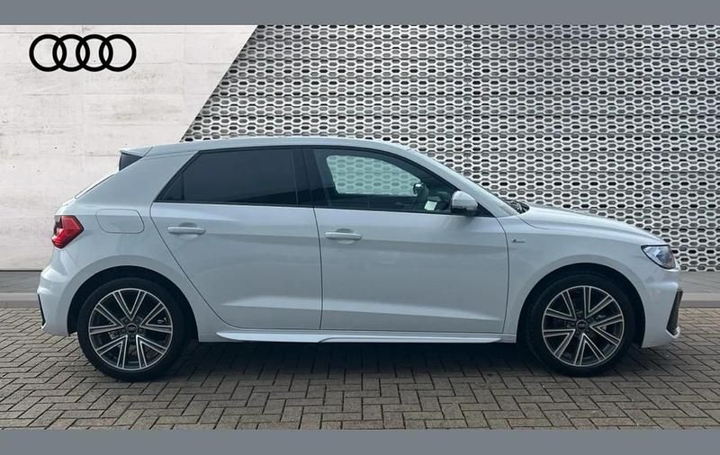 Used Audi A1 S-Line 147 HP (108 kW) 2026 White SUV