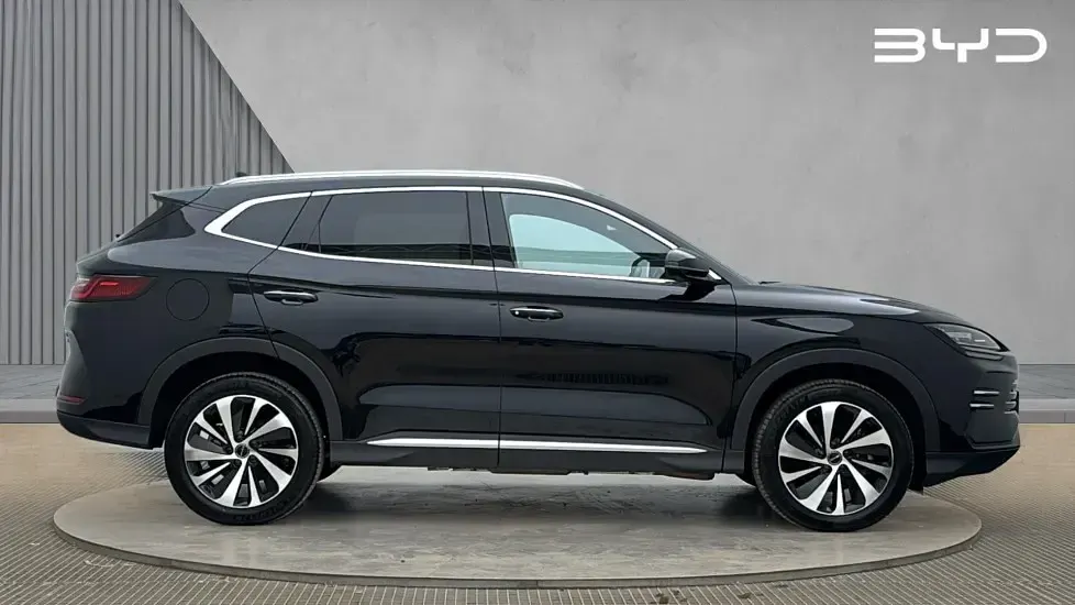 Used BYD Seal U Comfort 218 HP (160 kW) 2025 Black SUV